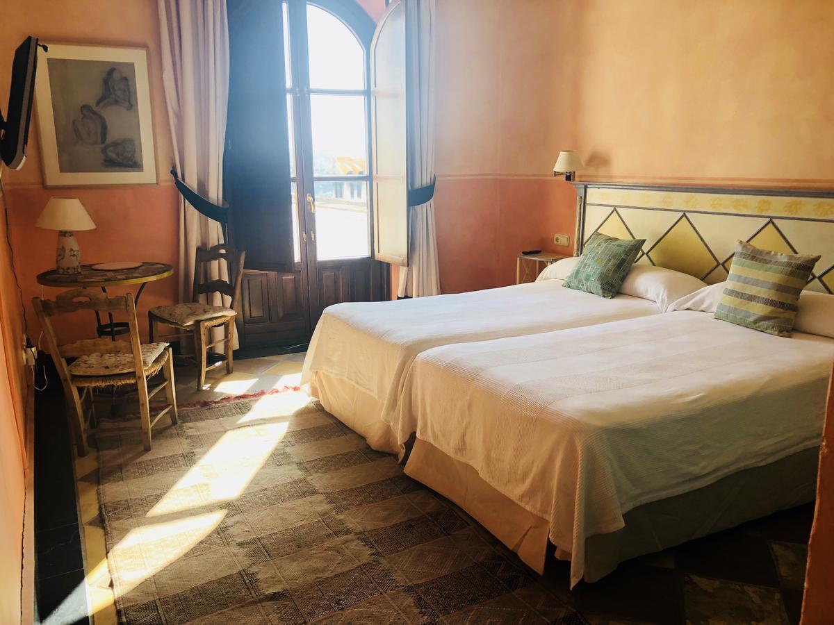 Hotel Casa Henrietta Jimena De La Frontera Εξωτερικό φωτογραφία